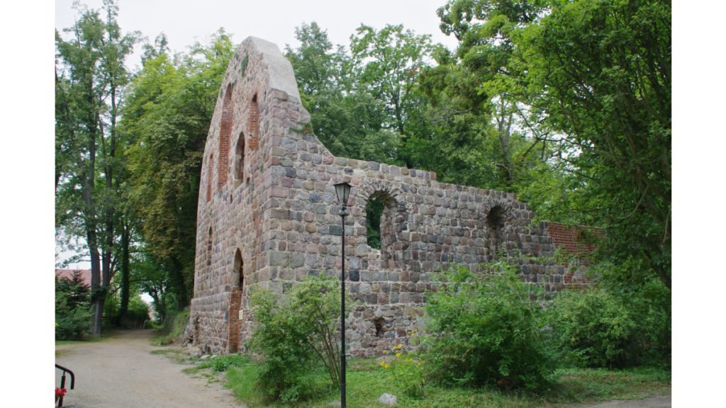 Die verfallene Ruine des Klosters Lindow