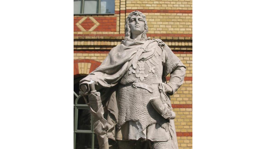 Eine Statue vom Gründer des Klosters Lehnin, dem zweiten brandenburgischen Markgrafen Otto I.