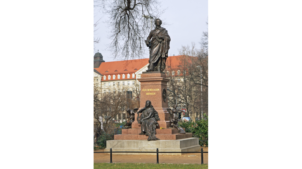 Das Denkmal zu Ehren von Felix Mendelssohn Bartholdy in Leipzig