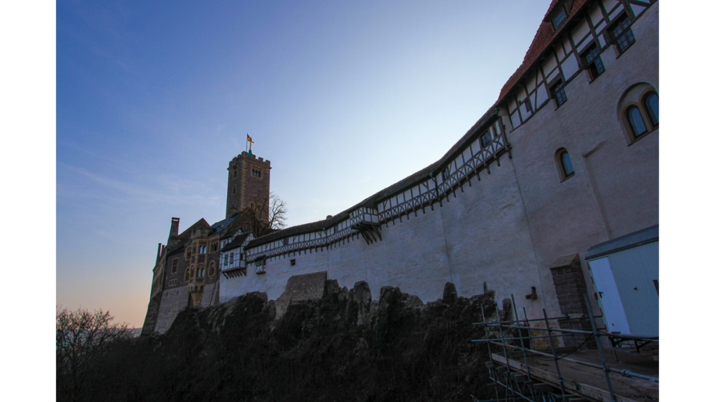 Die Burgmauer der Wartburg in Eisenach
