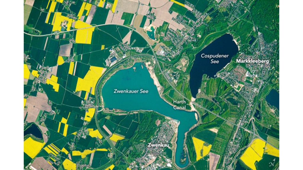 Ein Teil des Leipziger Neuseenlandes, gesehen von der Raumstation ISS aus. Abgebildet sind der Zwenkauer See und der Cospudener See. Rechts im Bild angeschnitten ist auch noch der östlich gelegene Markkleeberger See.