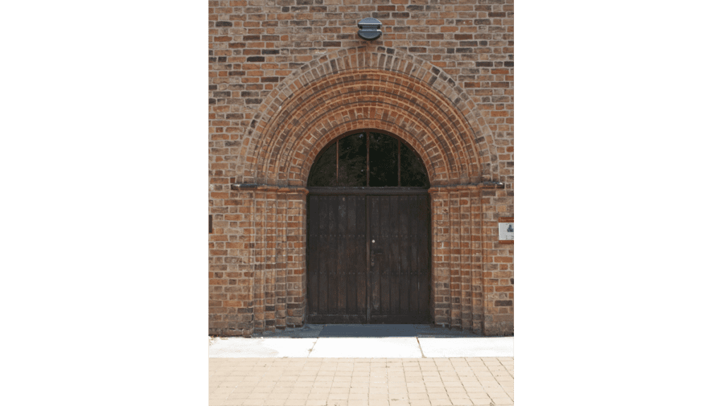 Das Portal der Sankt-Nikolai-Kirche