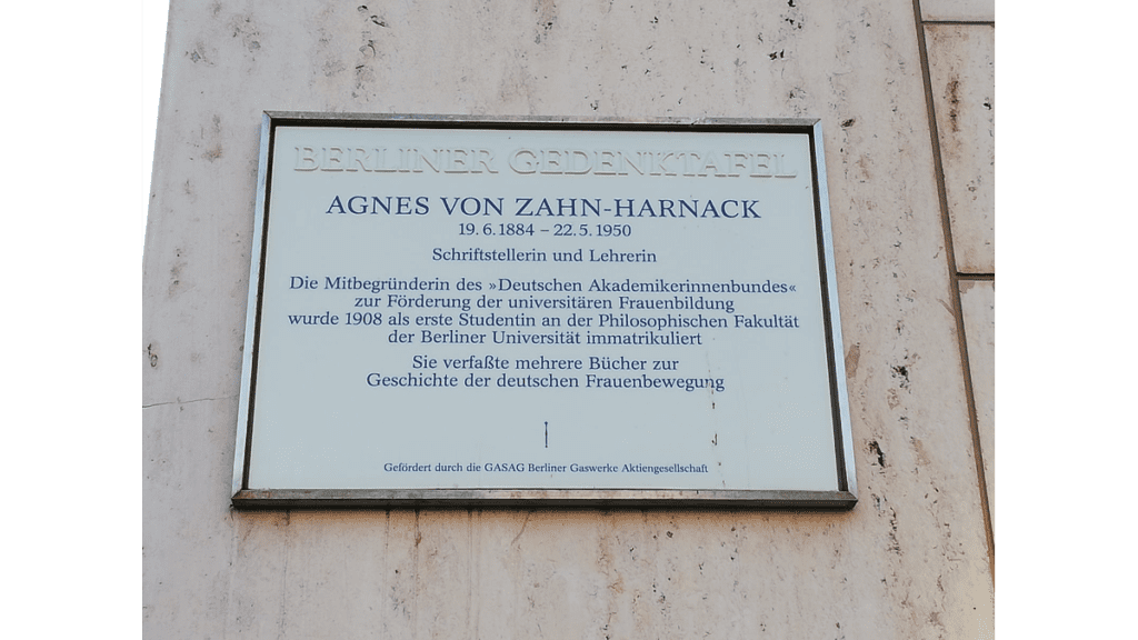 Eine Berliner Gedenktafel an Agnes von Zahn-Harnack