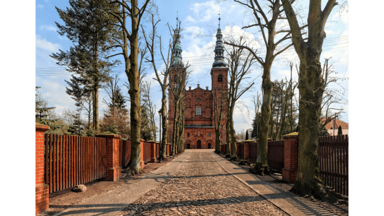 Das Kloster Przemęt. Es ist die einzige direkte Filiation des Klosters Paradies.