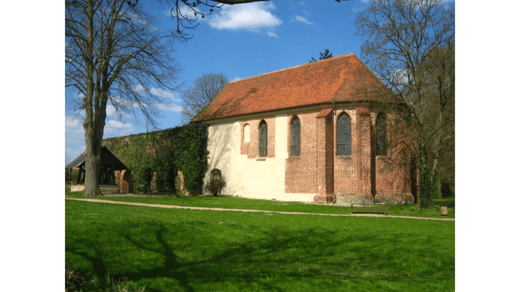 Das Äußere der Klosterkirche Himmelpfort, die heutige Pfarrkirche