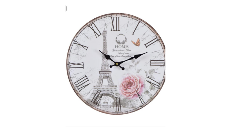 Zeit vergeht auf einer Uhr mit dem Pariser Eiffelturm.