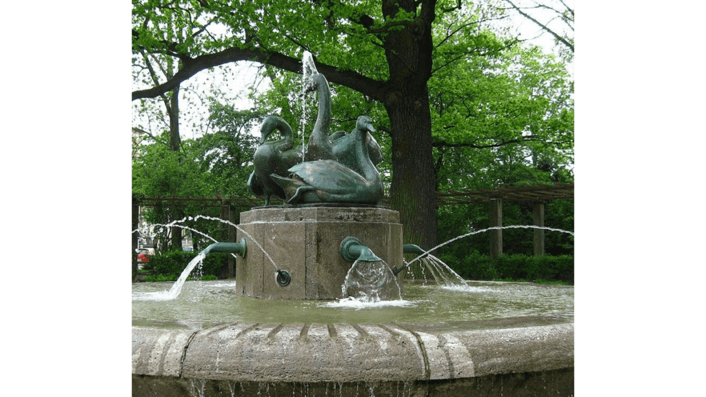 Der Schwanenbrunnen in Zwickau.